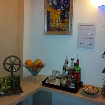 Hotel Appia 442 Рим Екстер'єр фото